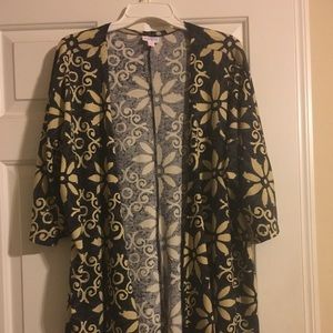 Lularoe Lindsay Cover